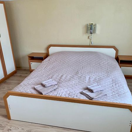 Sunny House Hotel Madzhare ภายนอก รูปภาพ