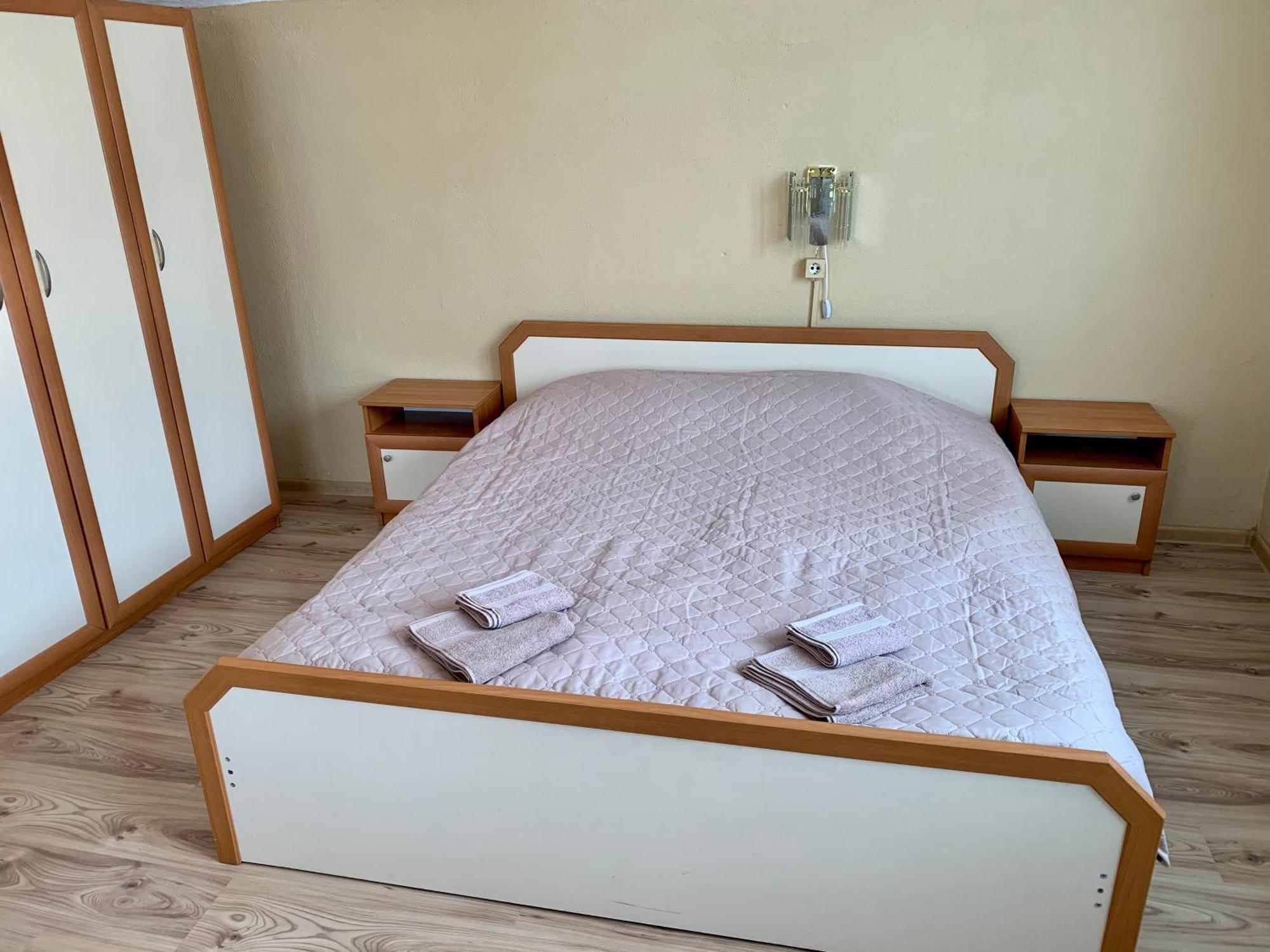 Sunny House Hotel Madzhare ภายนอก รูปภาพ